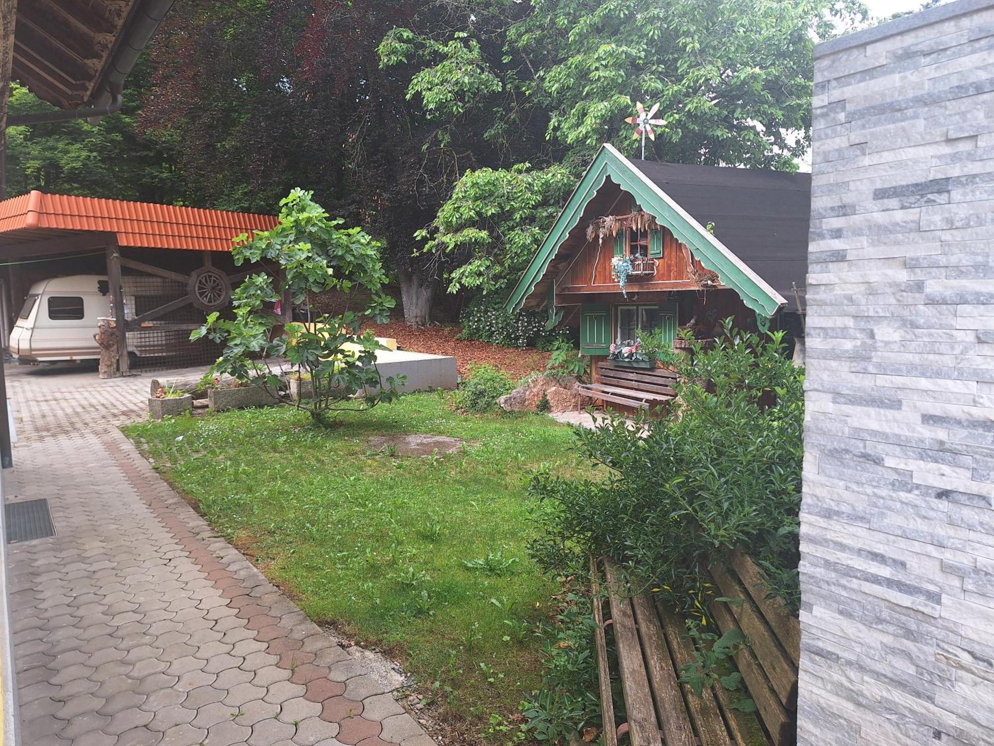 Villa Ganzes Haus Mit Almcharakter Lieserbrücke Exterior foto